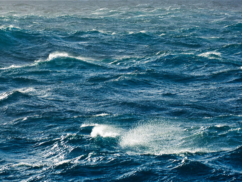 ocean-waves.jpg